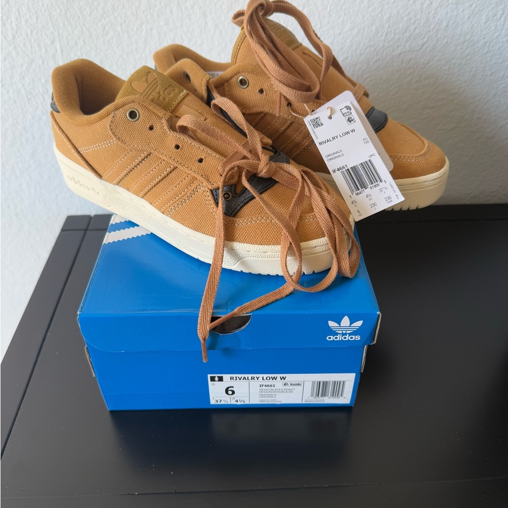 Adidas Rivalry Low Sneaker (Women), US 6, 37.5, NWB